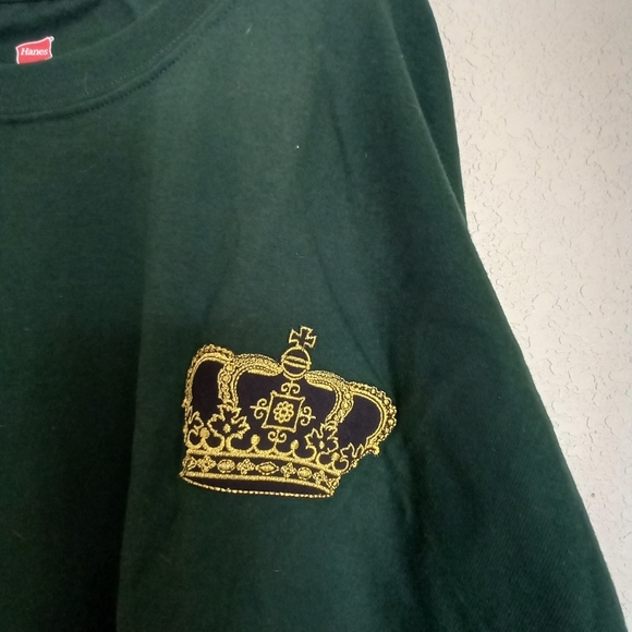 Men's Hanes tagles 3XL green long sleeve t-shirt with gold crown emblem NWOT - Picture 3 of 4